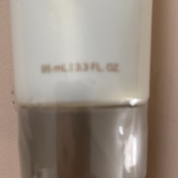 Crepe Erase - Picture 2 of 4